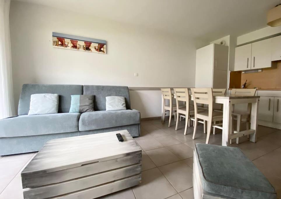 Les Planches , Bel Appartement En Bord De Mer Benodet Exterior photo